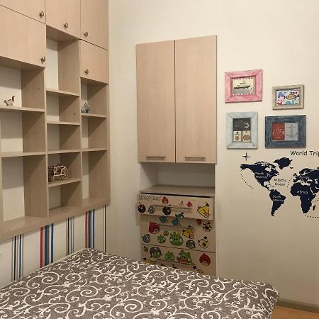 Apartment Near Deribasovskaya Odessa Ngoại thất bức ảnh